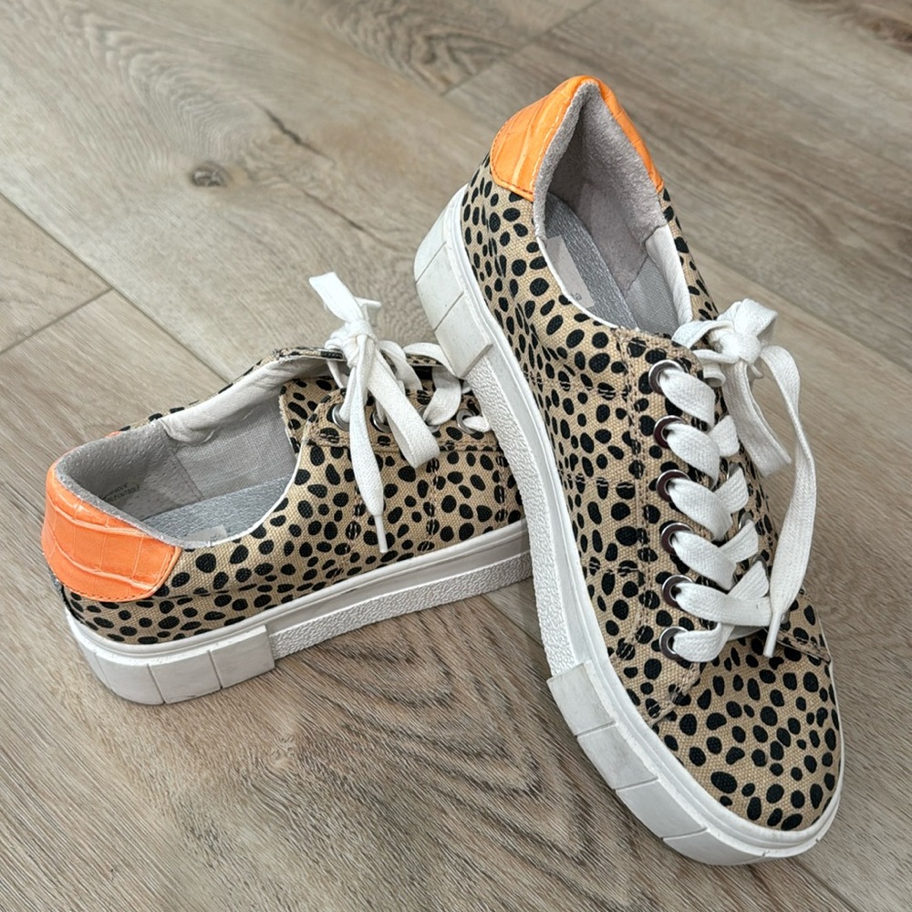 Dolce Vita leopard platform shoes